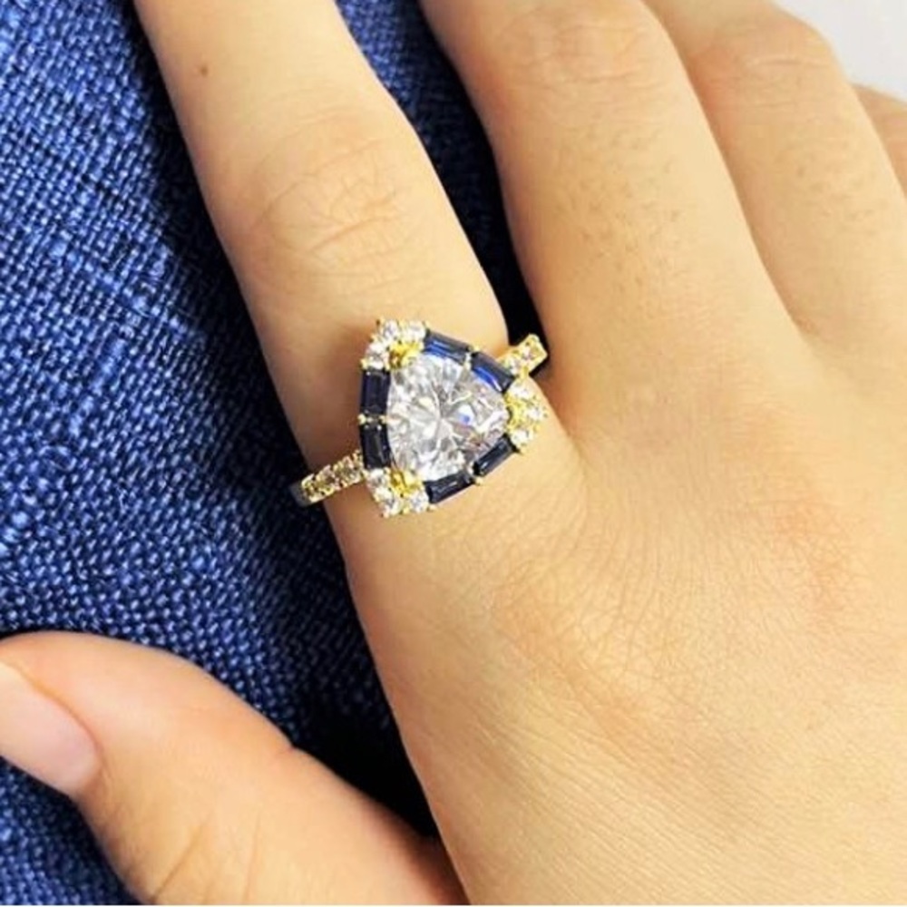 Halo Triangle Cut White & Blue Sapphire Engagement Ring - Picture 5 of 9